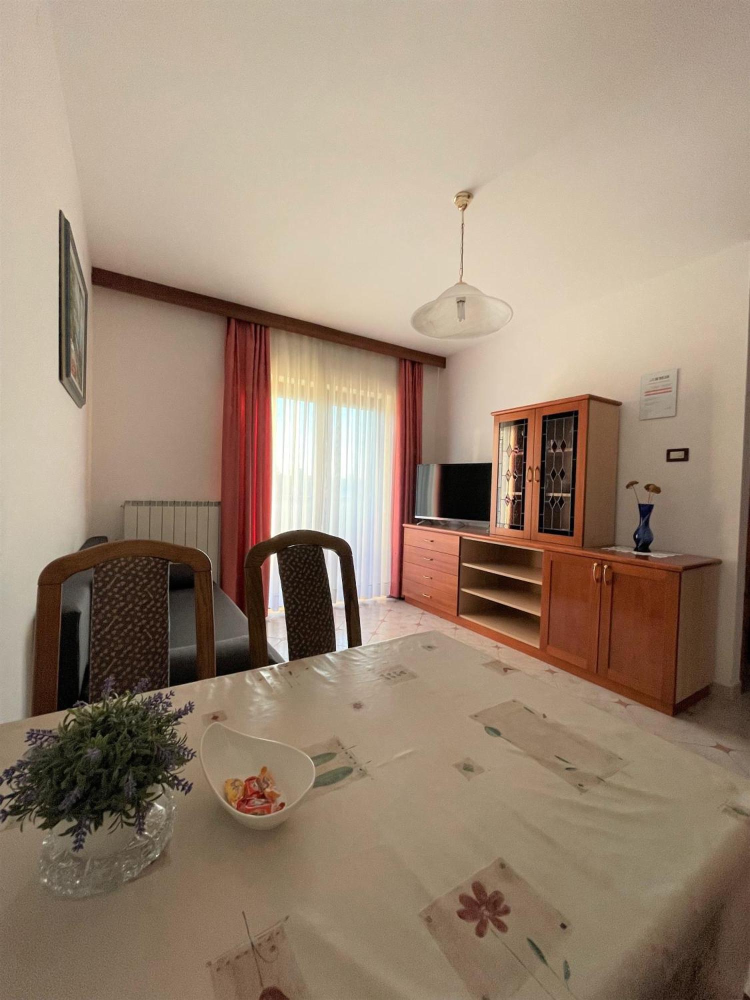 Apartments Villa Mirjam Poreč Exterior foto